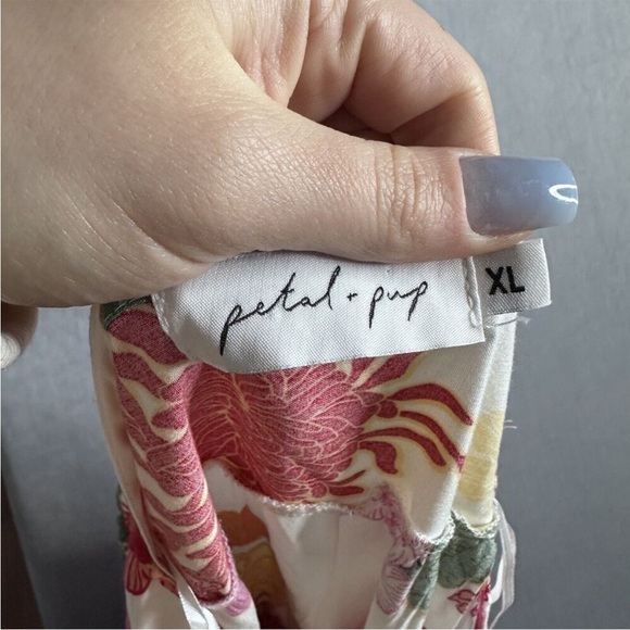 Petal & Pup Dress Womens XL Kelda Floral Multi Tiered Mid Sleeve Wrap - Picture 8 of 8